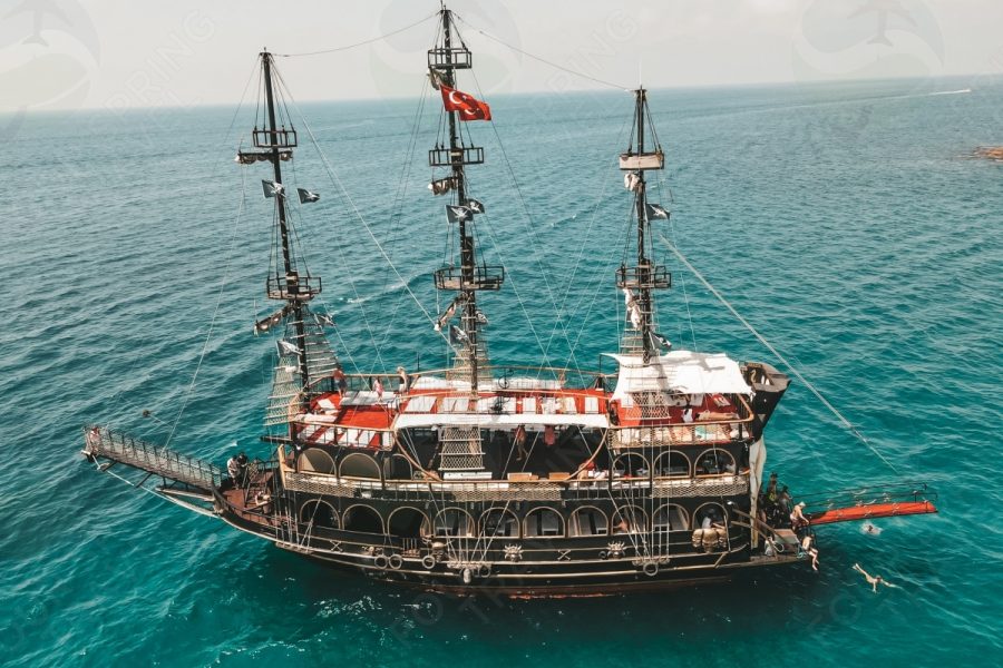 Caribbean Pirate Boat Trip